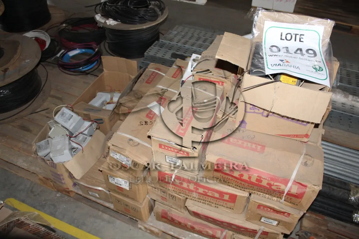 LOTE 149 - MATERIAL DIVERSO