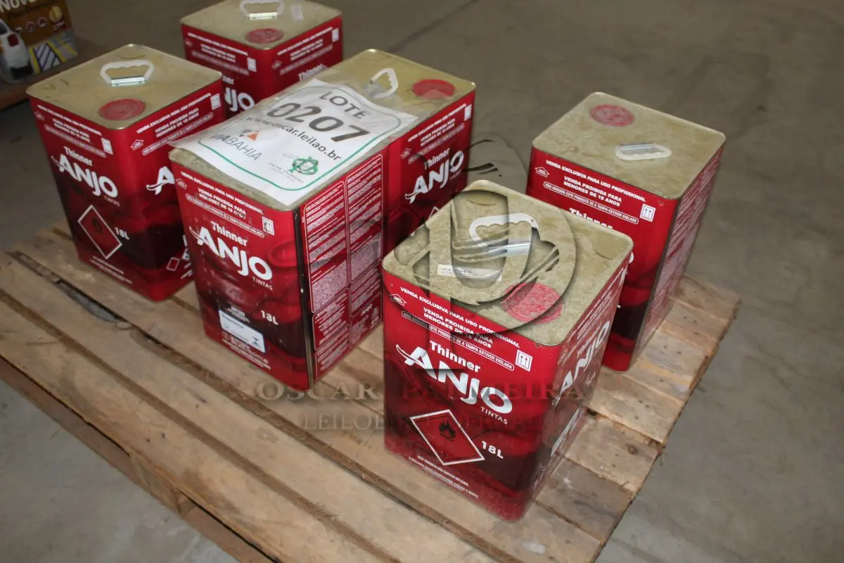 LOTE 207 - MATERIAL DIVERSO