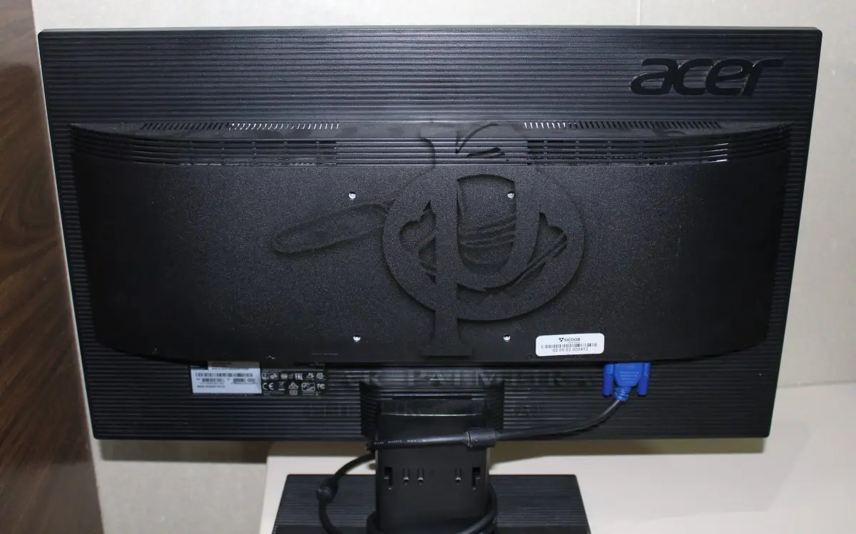 LOTE 022 - CONJUNTO MONITORES