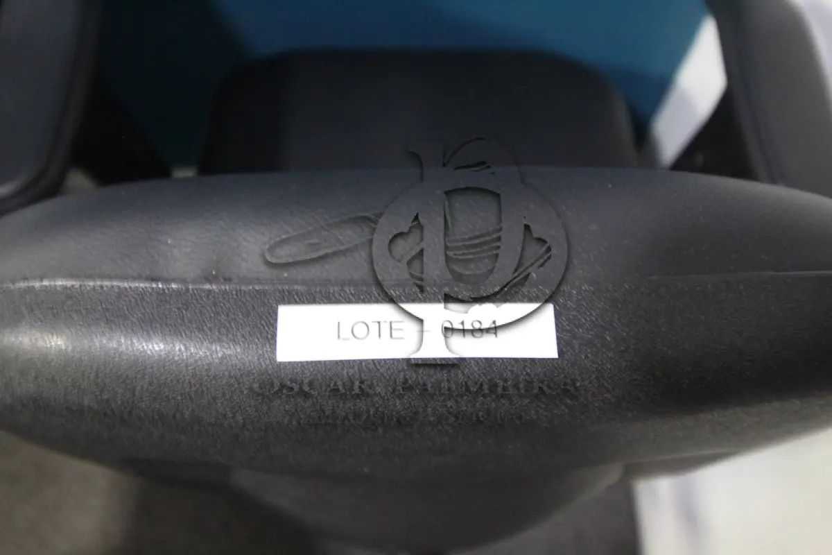 LOTE 0184 - MÓVEL DE ESCRITÓRIO