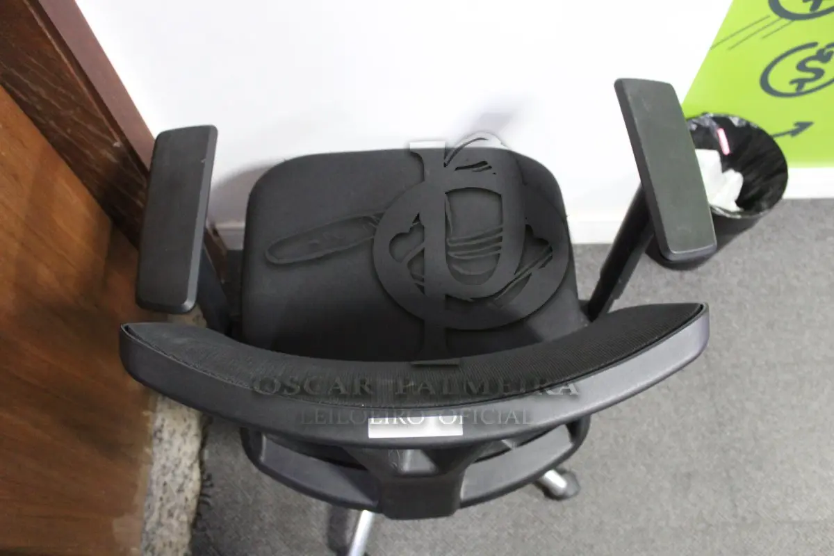 LOTE 0199 - MÓVEL DE ESCRITÓRIO