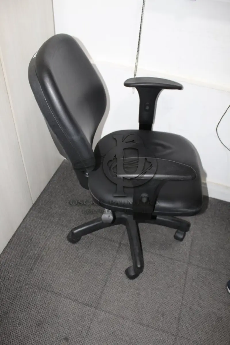 LOTE 0098 - MÓVEL DE ESCRITÓRIO