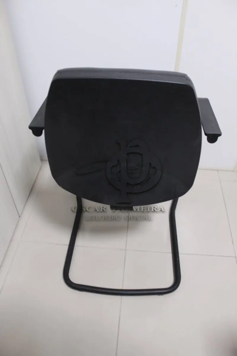 LOTE 0120 - MÓVEL DE ESCRITÓRIO