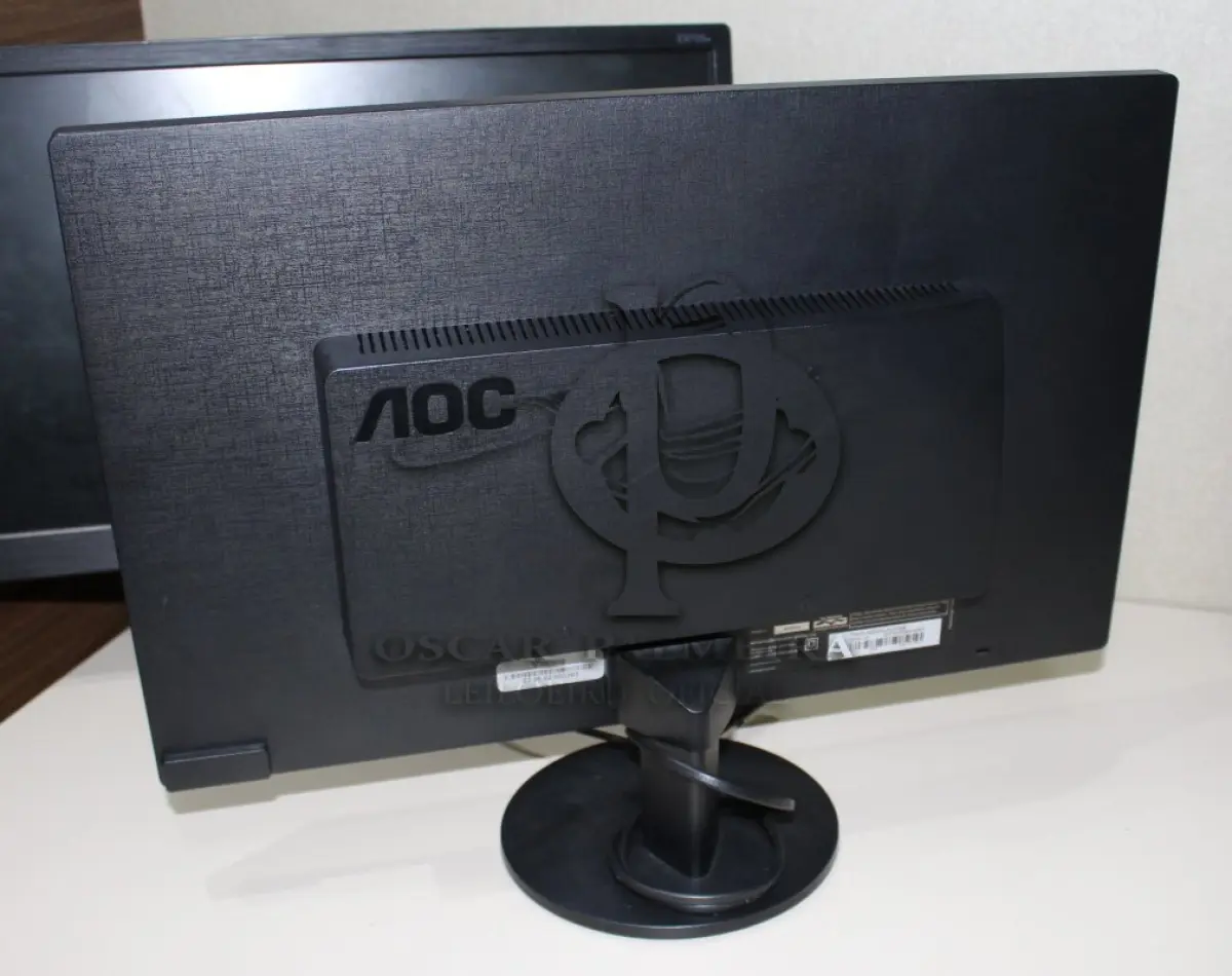 LOTE 011 - CONJUNTO MONITORES