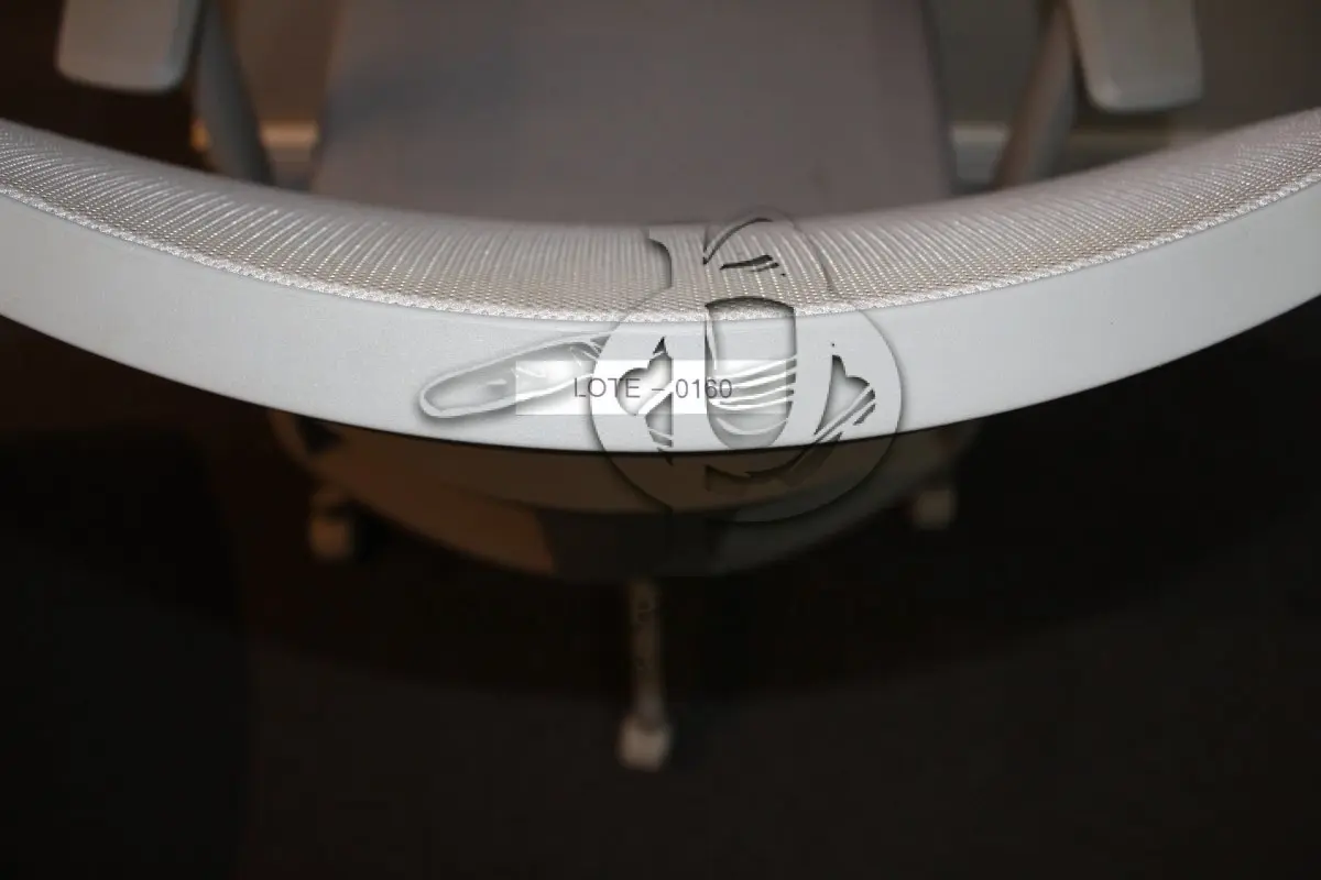 LOTE 0160 - MÓVEL DE ESCRITÓRIO