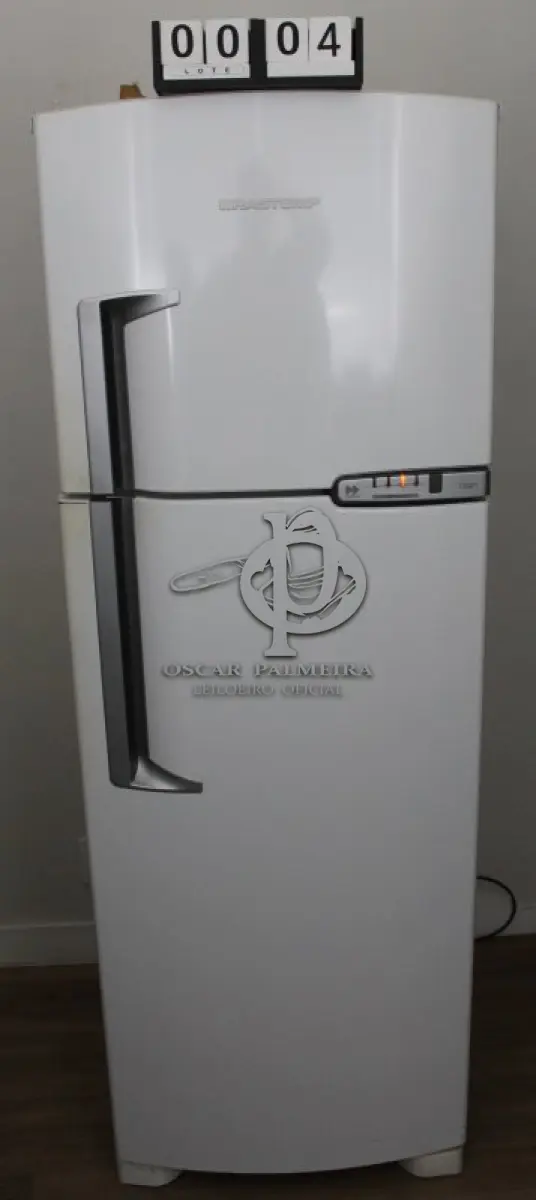 LOTE 004 - REFRIGERADOR BRASTEMP FROST FREE