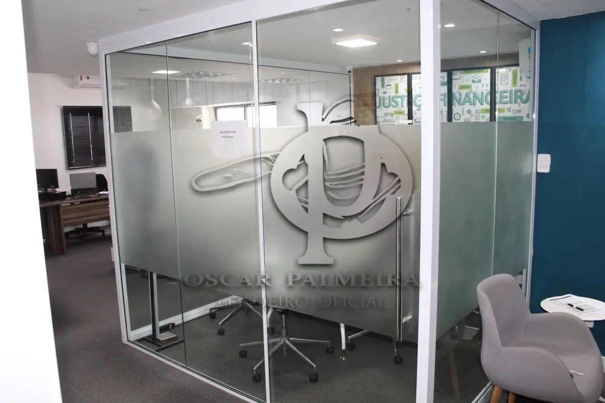 LOTE 0038 - DIVISÓRIA DE ESCRITÓRIO