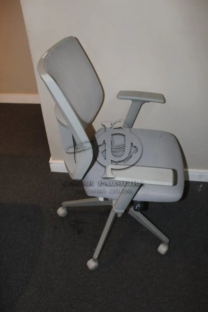 LOTE 0155 - MÓVEL DE ESCRITÓRIO