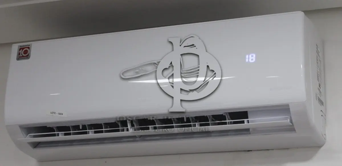 LOTE 0224 - AR CONDICIONADO