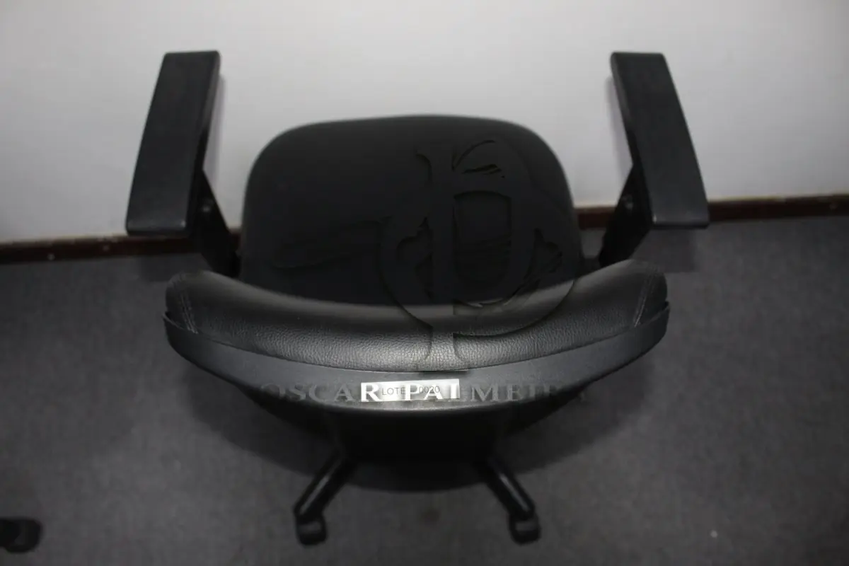 LOTE 0020 - MÓVEL DE ESCRITÓRIO