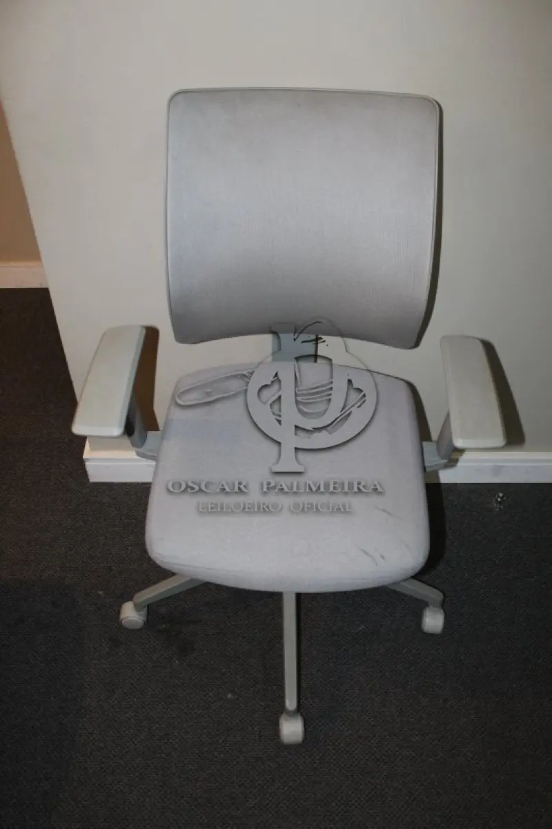 LOTE 0155 - MÓVEL DE ESCRITÓRIO