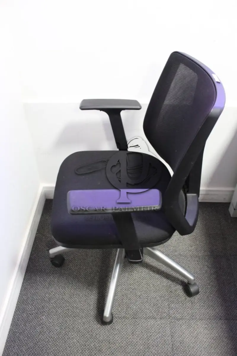 LOTE 0194 - MÓVEL DE ESCRITÓRIO