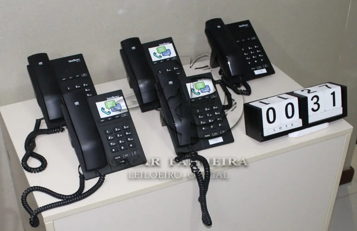 LOTE 031 - CONJ. APARELHOS INTELBRAS TIP-120