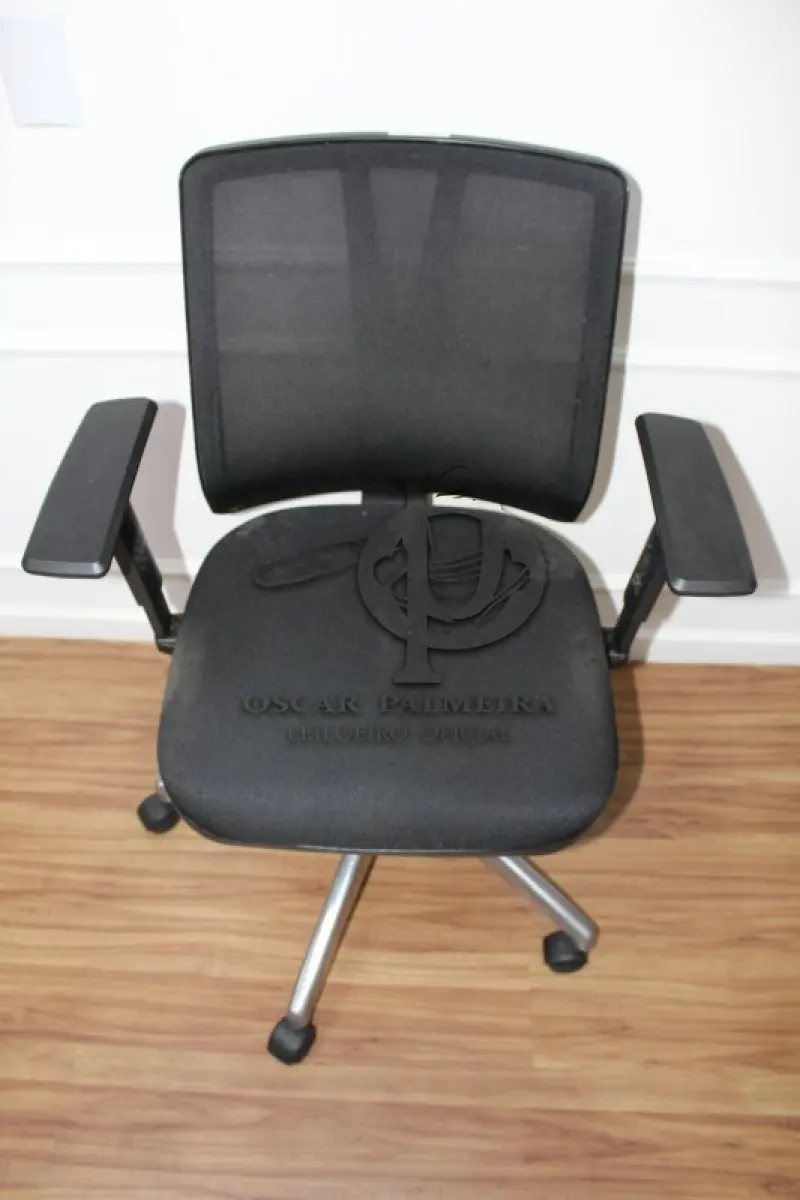 LOTE 0216 - MÓVEL DE ESCRITÓRIO