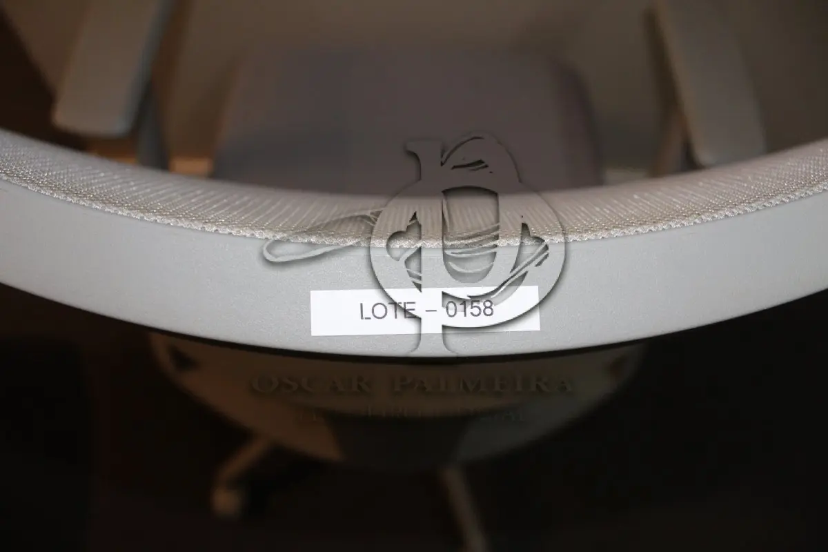 LOTE 0158 - MÓVEL DE ESCRITÓRIO