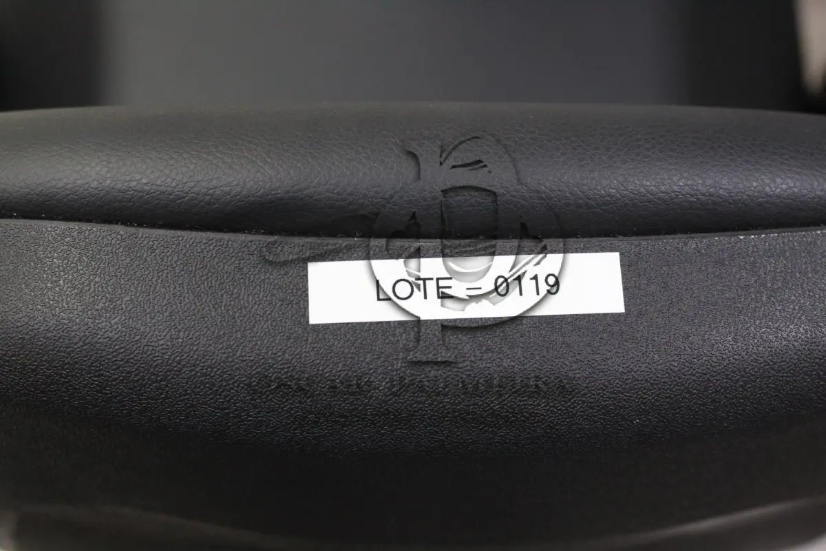 LOTE 0119 - MÓVEL DE ESCRITÓRIO