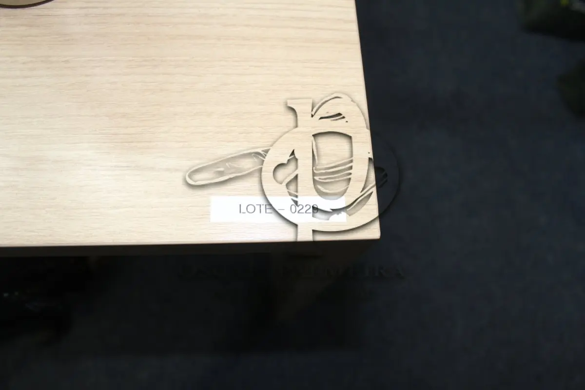 LOTE 0229 - MÓVEL DE ESCRITÓRIO