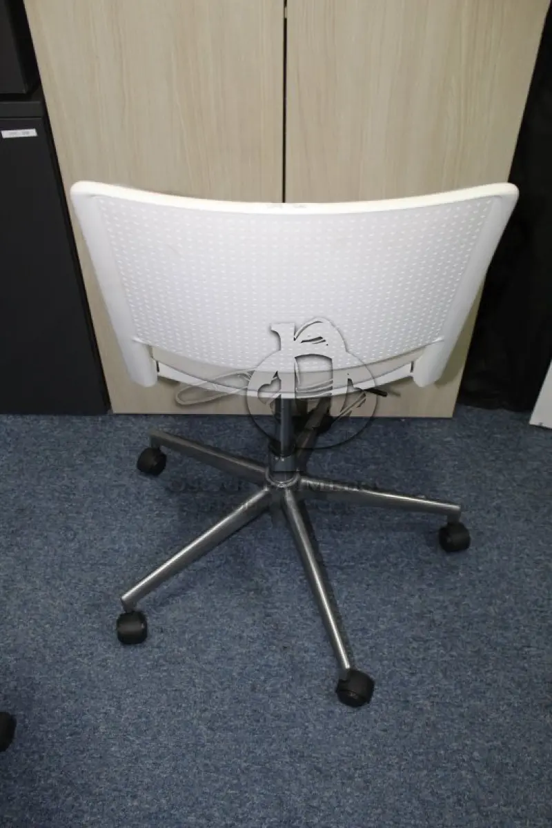 LOTE 0240 - MÓVEL DE ESCRITÓRIO