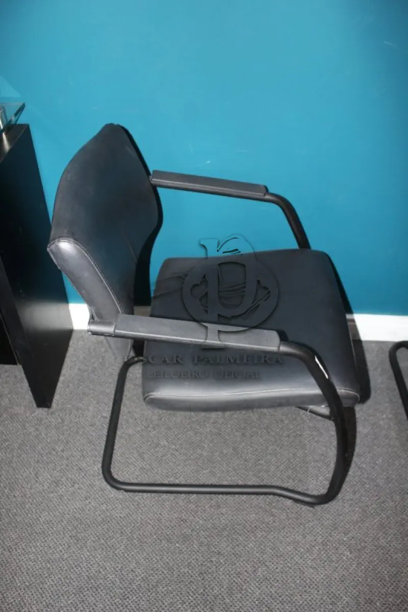 LOTE 0145 - MÓVEL DE ESCRITÓRIO