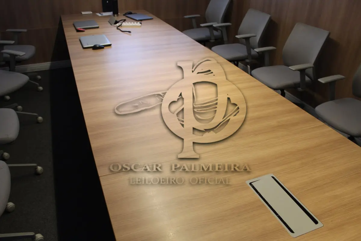 LOTE 0152 - MÓVEL DE ESCRITÓRIO