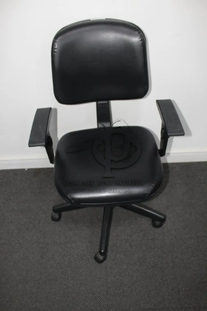 LOTE 0069 - MÓVEL DE ESCRITÓRIO