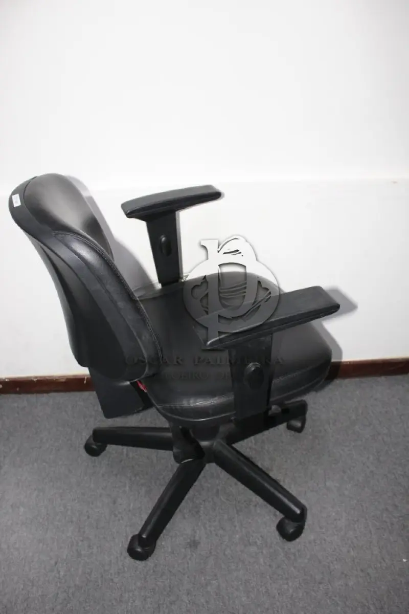 LOTE 0020 - MÓVEL DE ESCRITÓRIO