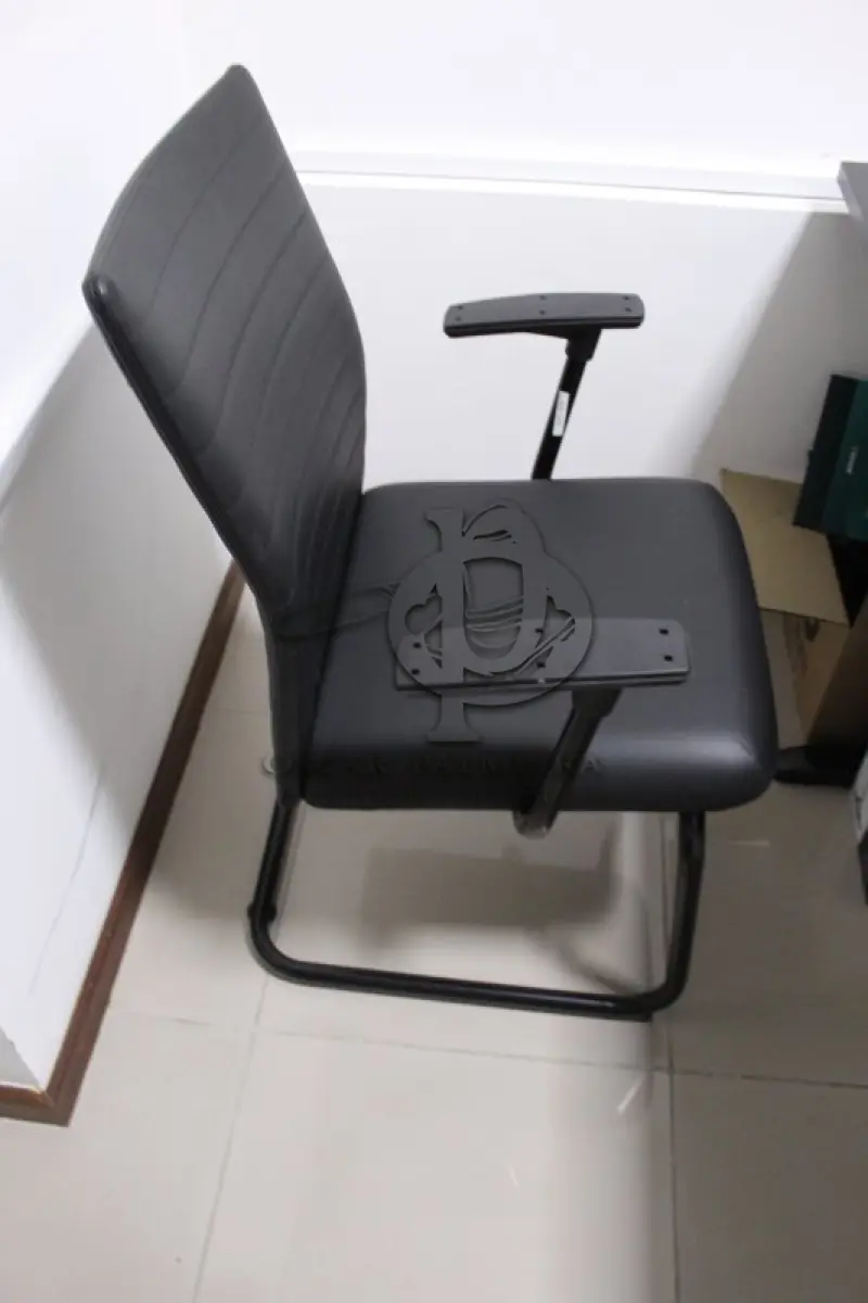 LOTE 0117 - MÓVEL DE ESCRITÓRIO