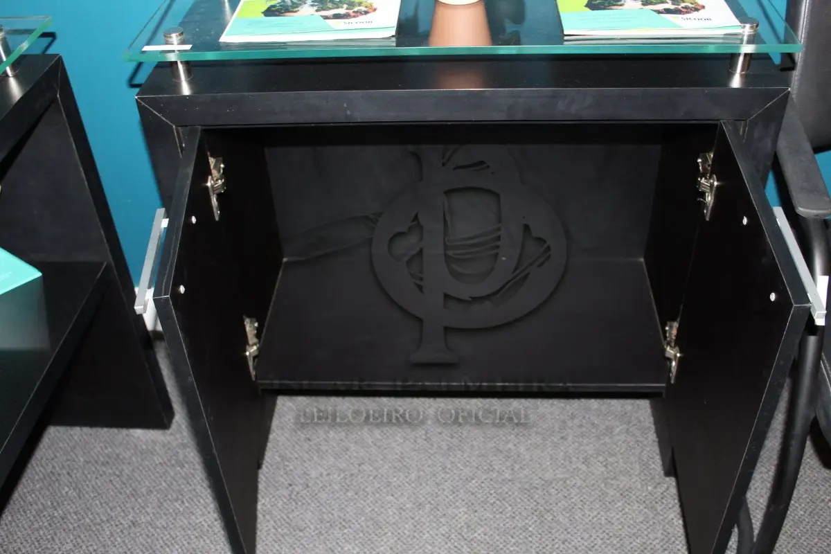 LOTE 0144 - MÓVEL DE ESCRITÓRIO