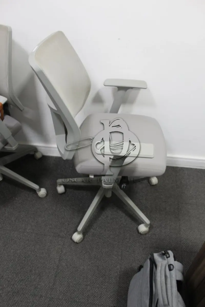 LOTE 0066 - MÓVEL DE ESCRITÓRIO