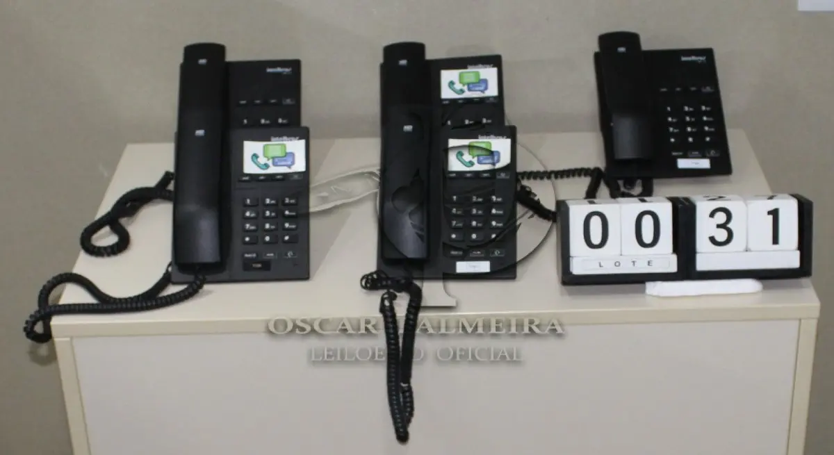 LOTE 031 - CONJ. APARELHOS INTELBRAS TIP-120