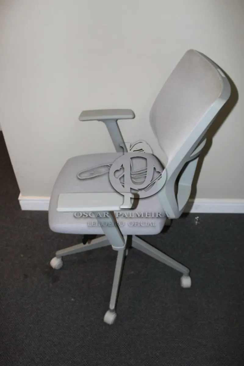 LOTE 0162 - MÓVEL DE ESCRITÓRIO