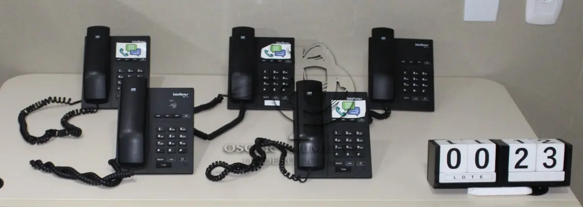 LOTE 023 - CONJ. APARELHOS INTELBRAS TIP-120