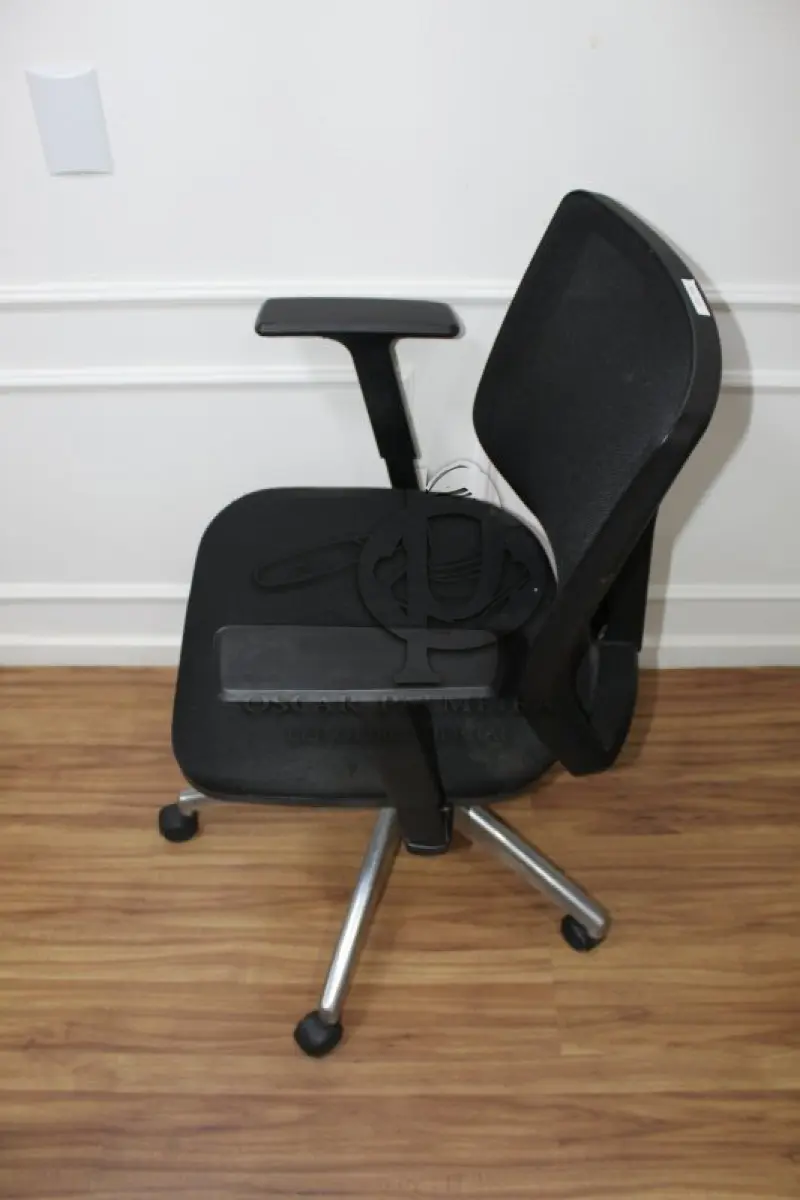 LOTE 0216 - MÓVEL DE ESCRITÓRIO