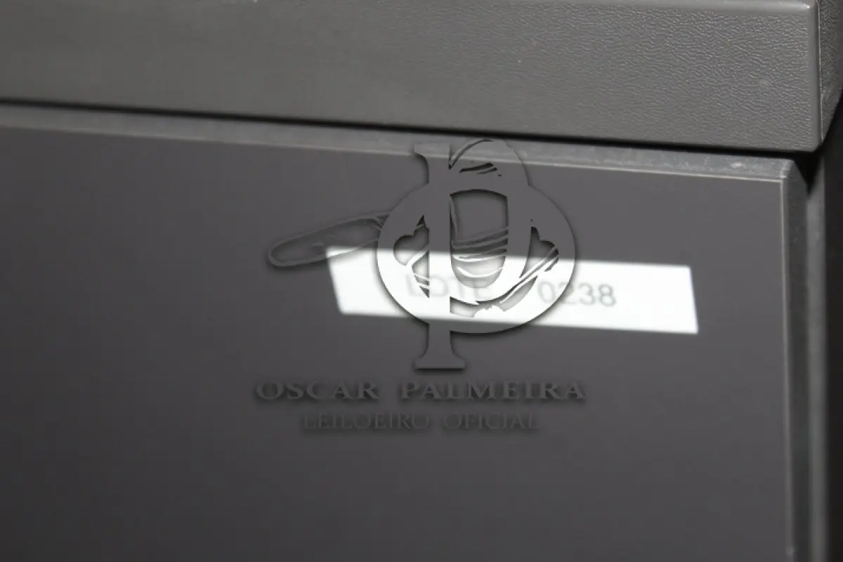 LOTE 0238 - MÓVEL DE ESCRITÓRIO