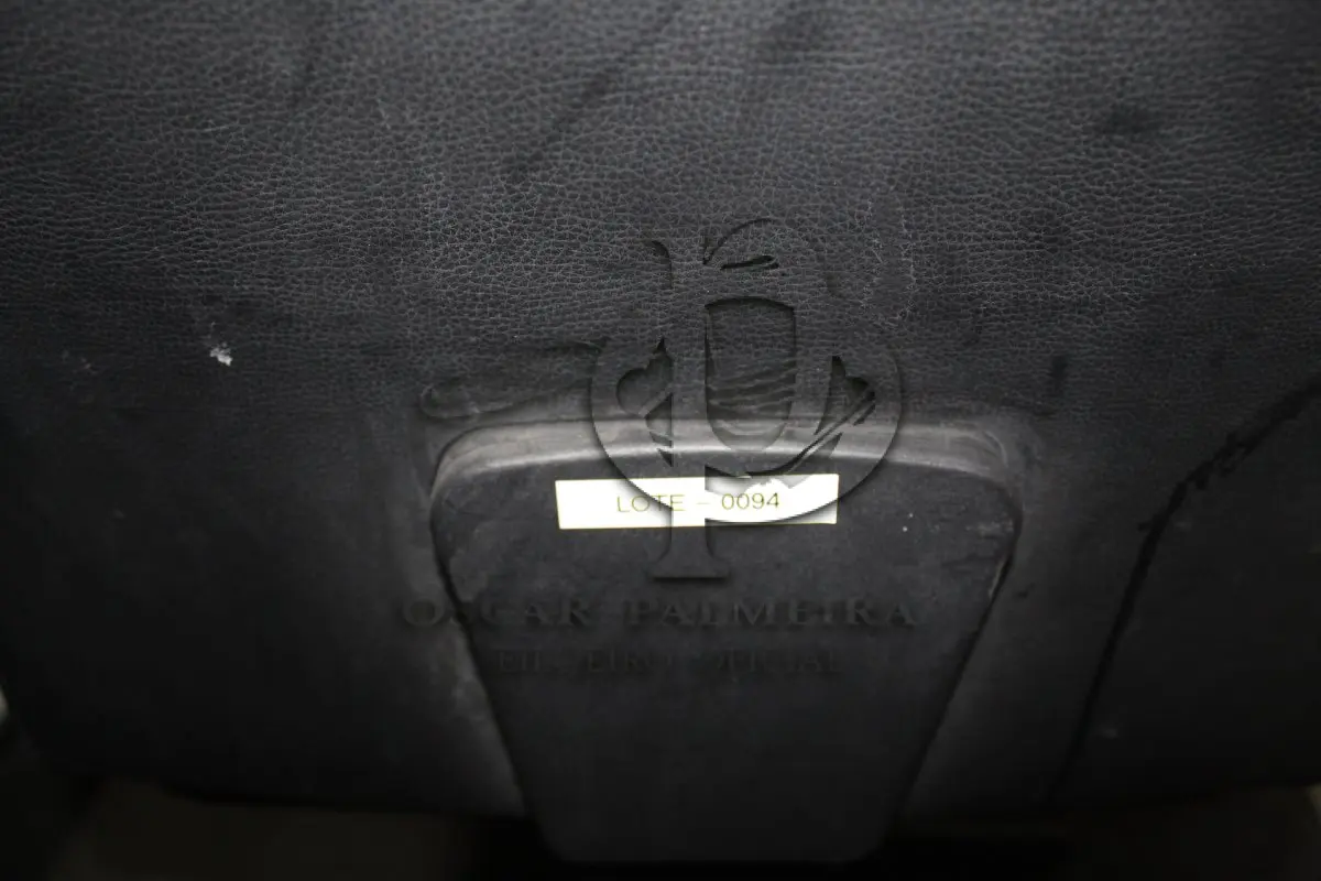 LOTE 0094 - MÓVEL DE ESCRITÓRIO