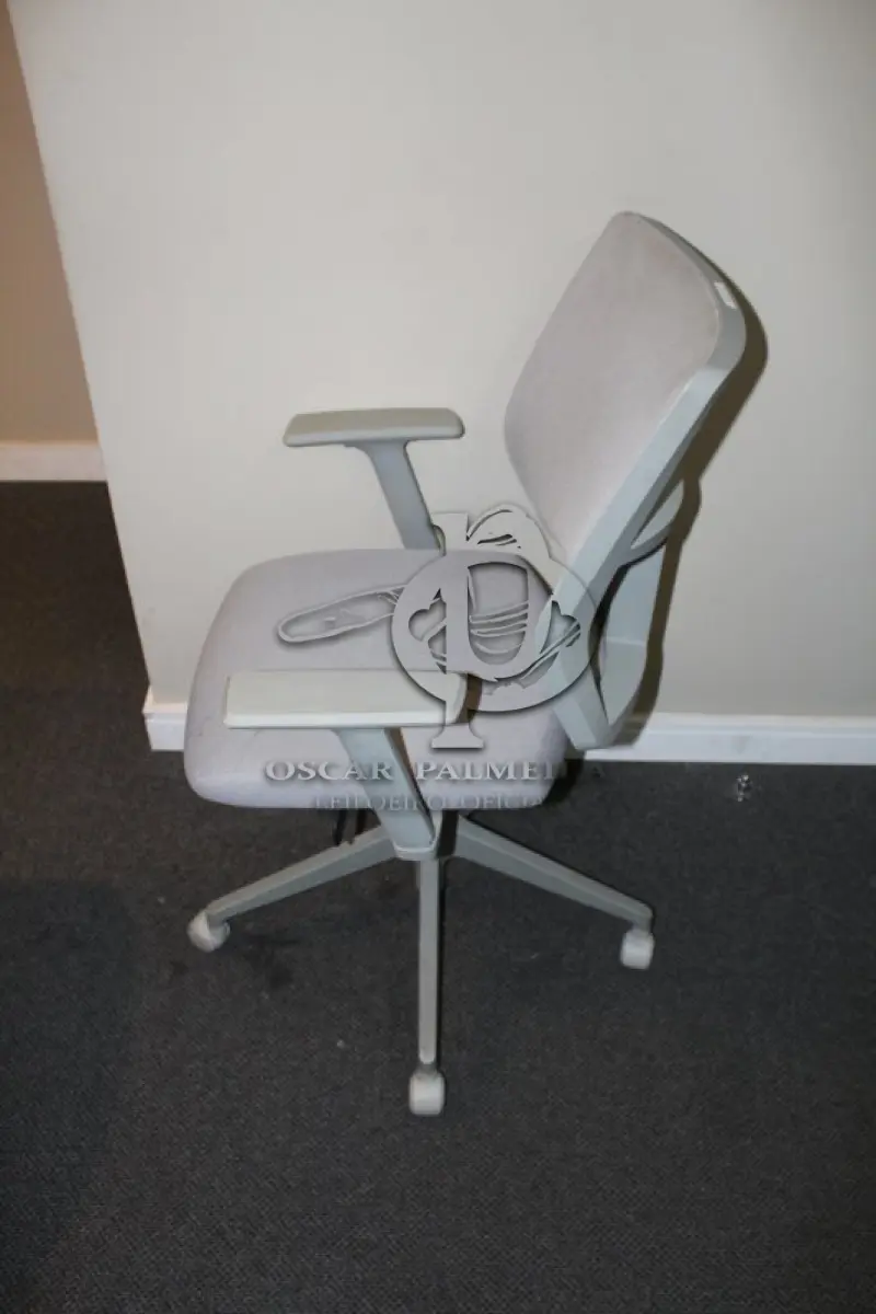 LOTE 0155 - MÓVEL DE ESCRITÓRIO