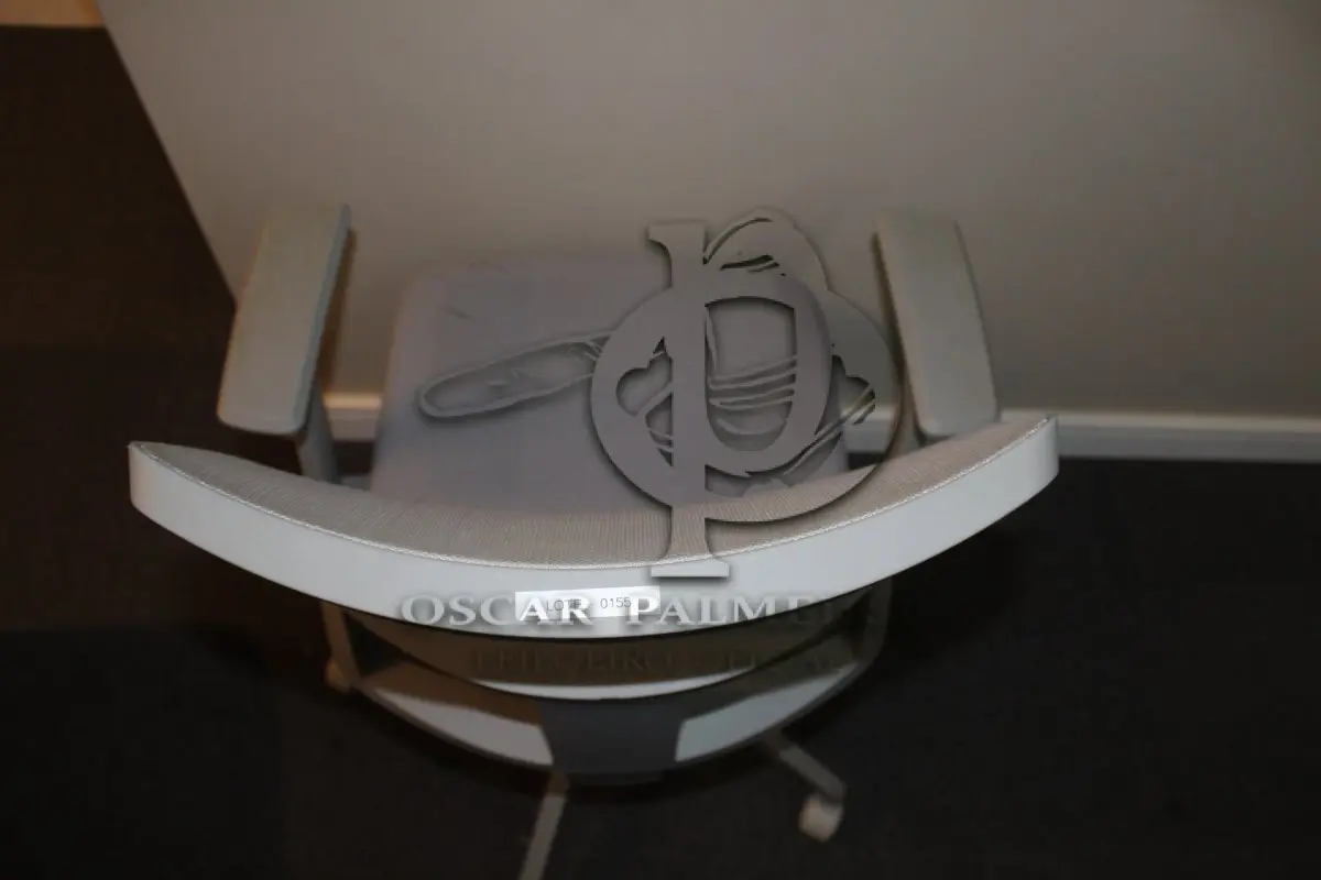 LOTE 0155 - MÓVEL DE ESCRITÓRIO