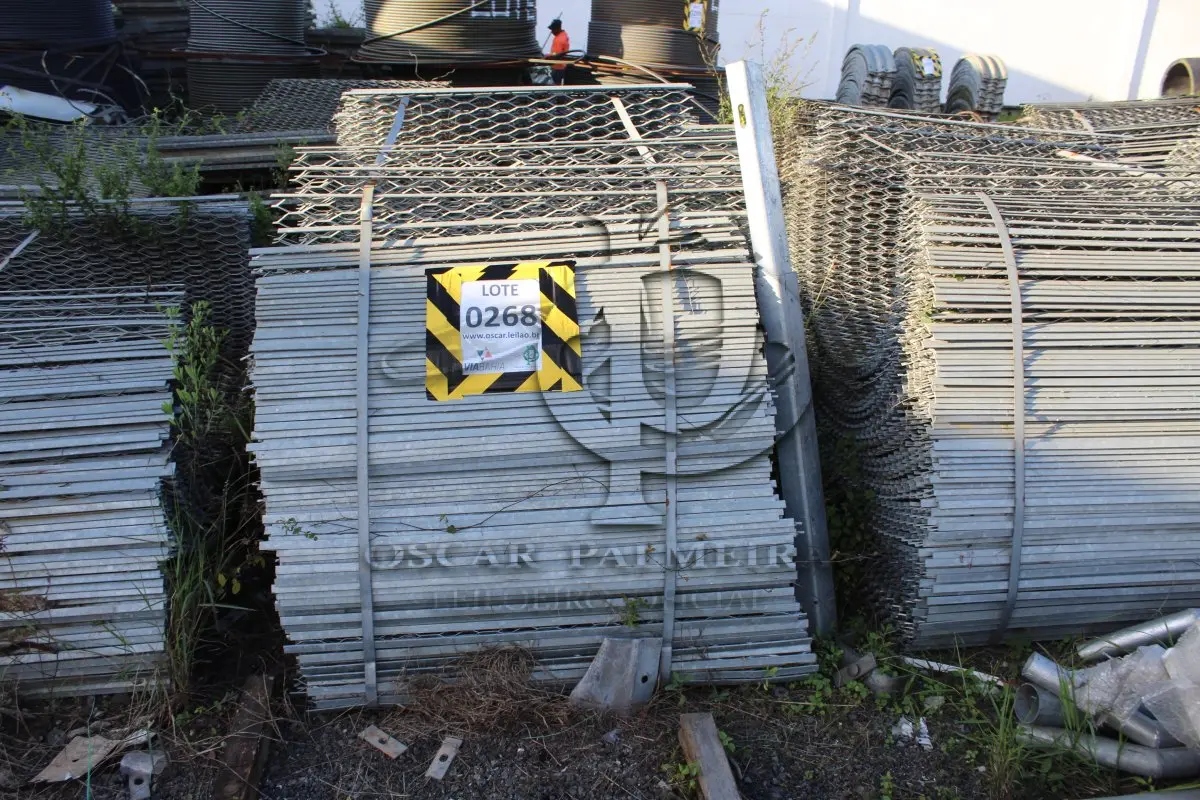 LOTE 268 - MATERIAL DIVERSO