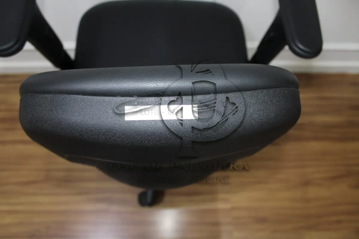 LOTE 0217 - MÓVEL DE ESCRITÓRIO