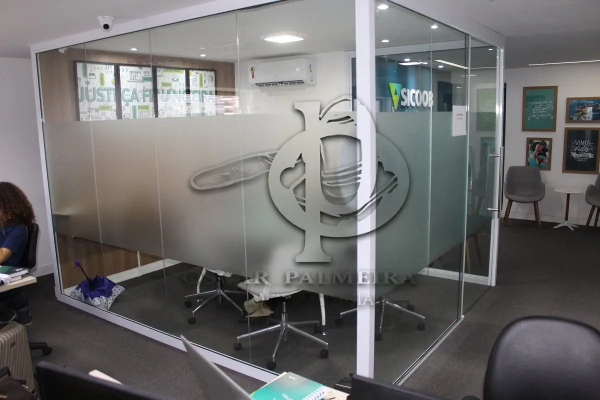 LOTE 0038 - DIVISÓRIA DE ESCRITÓRIO