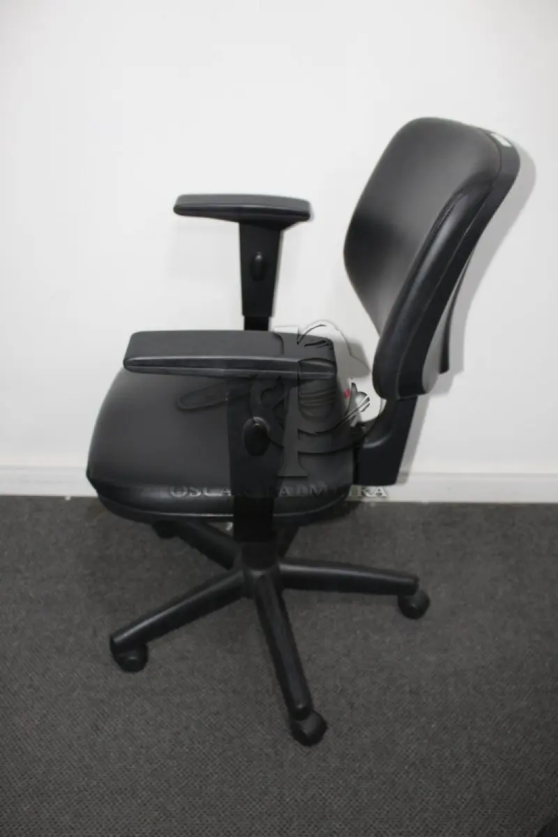 LOTE 0063 - MÓVEL DE ESCRITÓRIO