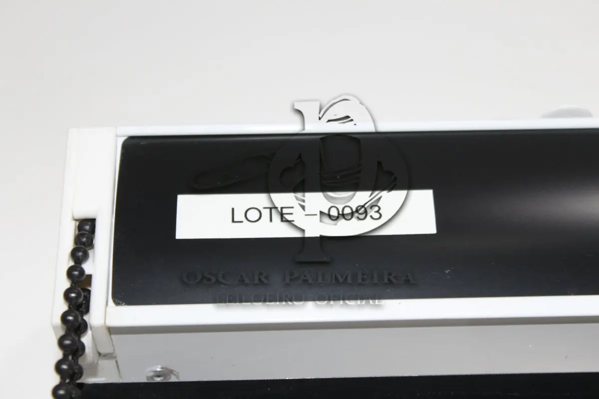 LOTE 0093 - PERSIANA