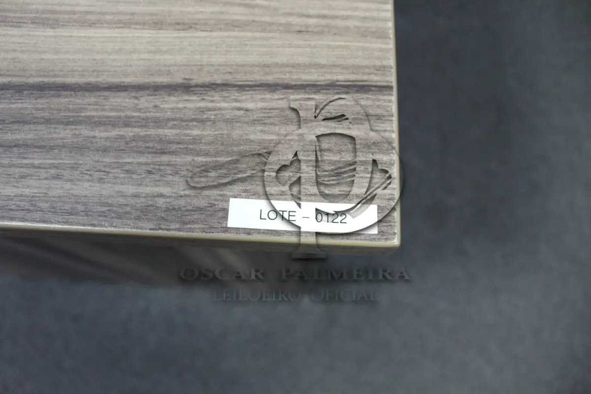 LOTE 0122 - MÓVEL DE ESCRITÓRIO