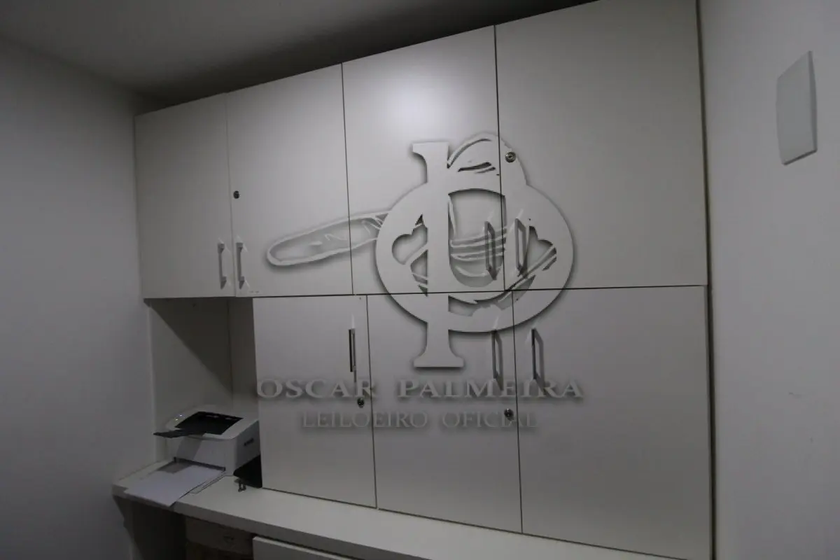 LOTE 0139 - MÓVEL DE ESCRITÓRIO