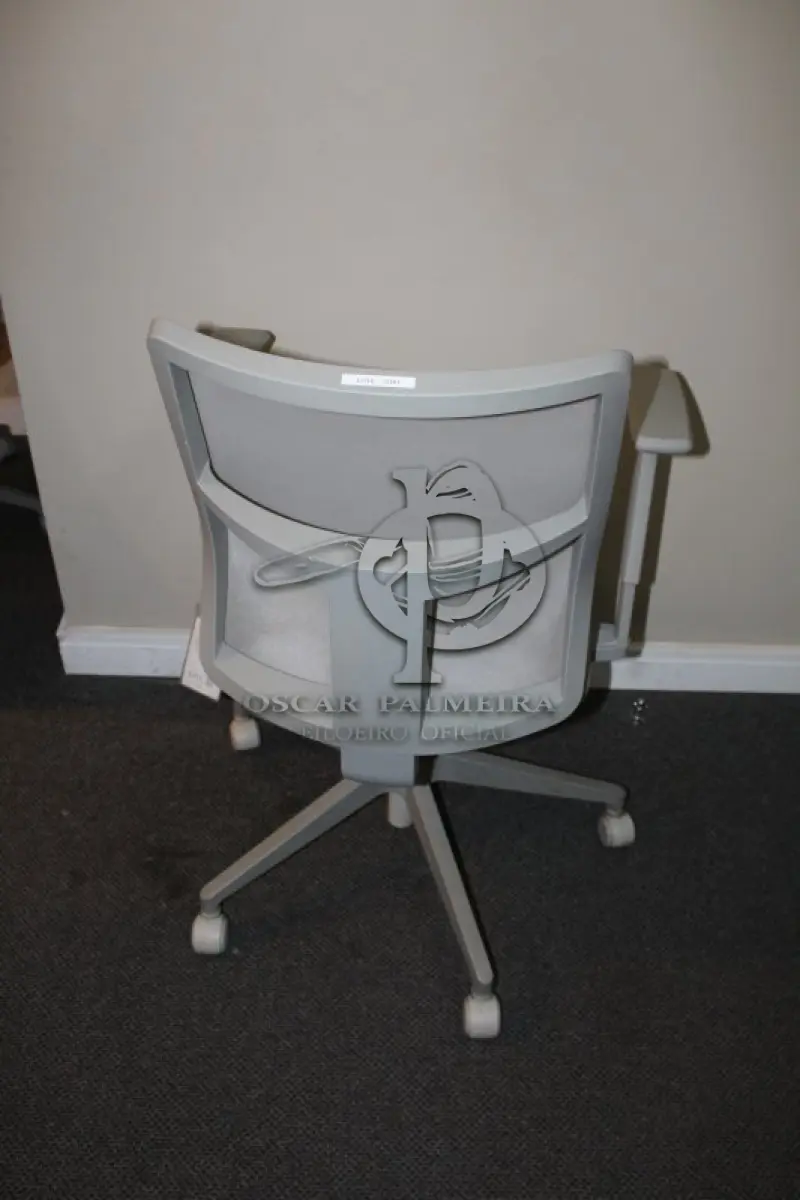 LOTE 0161 - MÓVEL DE ESCRITÓRIO