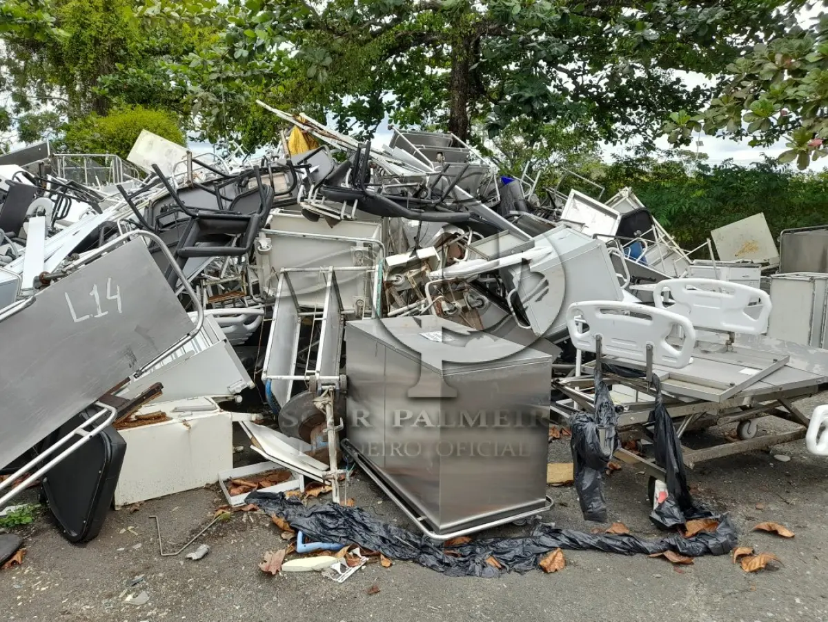 LOTE 016 - DIVERSOS BENS MÓVEIS COMPOSTO