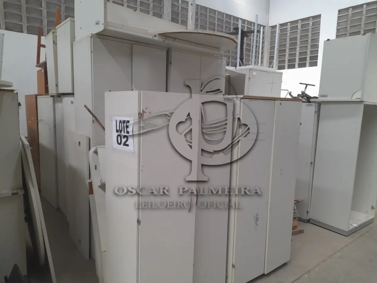 LOTE 002 - DIVERSOS BENS MÓVEIS COMPOSTO