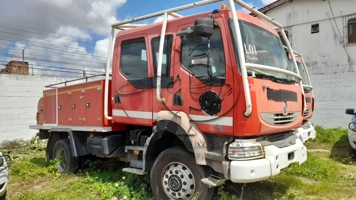 LOTE 001 - SUCATA DE CARROCERIA DE MIDLUM 220.14  / SUCATA DE QUADRICICULO