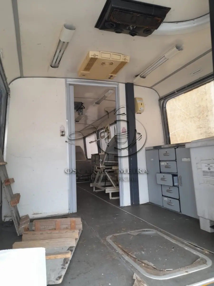 LOTE 017 - VEÍCULO  VW/COMIL TH UM (MOTOR-CASA) (MOTOR INCOMPLETO), ANO/MOD 2009/2009