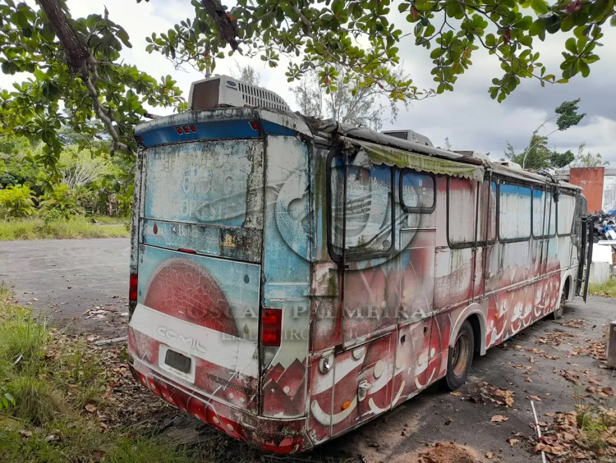 LOTE 017 - VEÍCULO  VW/COMIL TH UM (MOTOR-CASA) (MOTOR INCOMPLETO), ANO/MOD 2009/2009